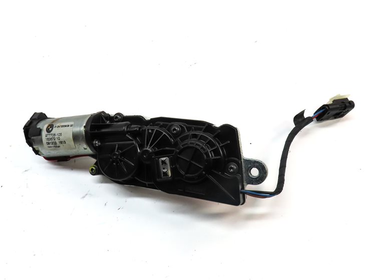 Thumbnail 4: 10 BMW X5 (E70) REAR CARGO TRUNK TAILGATE HATCH LID LATCH STRIKER PLATE ACTUATOR