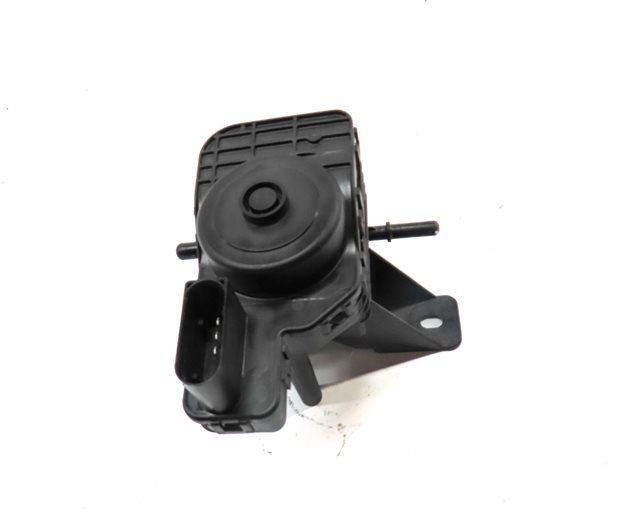 Thumbnail 2: 2010 BMW X5 (E70) 3.0L DIESEL (M57Y) ENGINE SCR DEF TANK FLUID TRANSFER PUMP