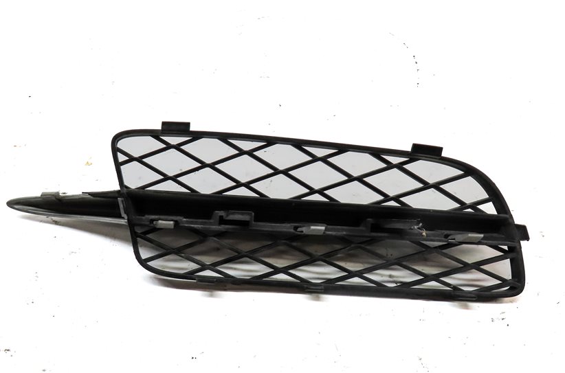Thumbnail 5: 2007-2010 BMW X5 (E70) LEFT FRONT DRIVER LOWER BUMPER AIR VENT TRIM GRILLE END