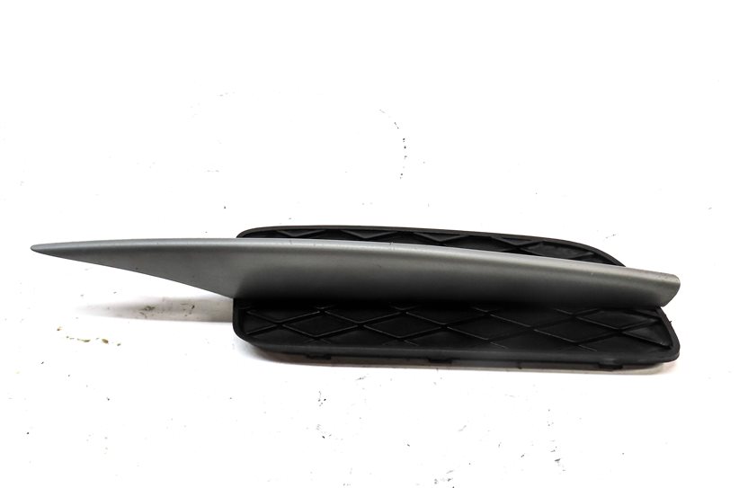 Thumbnail 2: 2007-2010 BMW X5 (E70) RIGHT FRONT PASSENGER LOWER BUMPER VENT TRIM GRILLE END