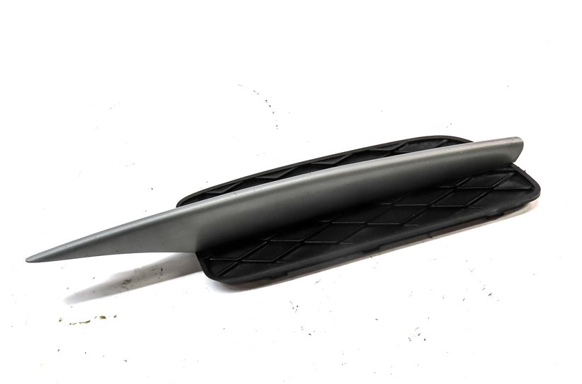 Thumbnail 3: 2007-2010 BMW X5 (E70) RIGHT FRONT PASSENGER LOWER BUMPER VENT TRIM GRILLE END
