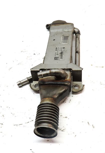 Thumbnail 5: 10 BMW X5 E70 3.0L DIESEL (M57Y) ENGINE LOWER EGR EXHAUST VALVE COOLER ASSEMBLY