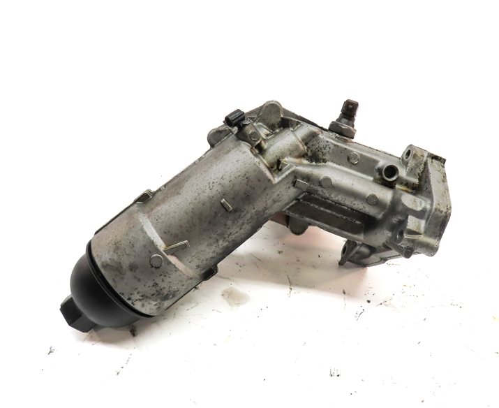 Thumbnail 2: 2010 BMW X5 (E70) 3.0L DIESEL (M57Y) ENGINE MOTOR OIL FLUID FILTER HOUSING