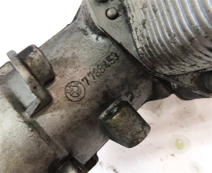 Thumbnail 7: 2010 BMW X5 (E70) 3.0L DIESEL (M57Y) ENGINE MOTOR OIL FLUID FILTER HOUSING