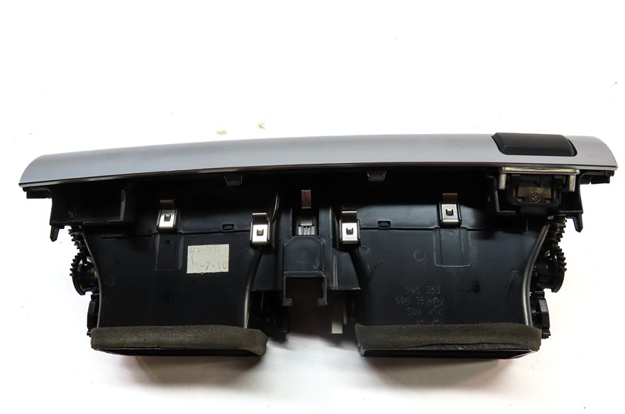 Thumbnail 5: 2010 BMW X5 (E70) FRONT CENTER DASH HEAT AIR AC HVAC DUAL VENT (Black)