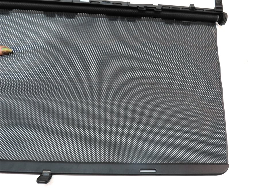 Thumbnail 6: 2007-2013 BMW X5 (E70) REAR RIGHT RETRACTABLE WINDOW SUN SCREEN PRIVACY SHADE