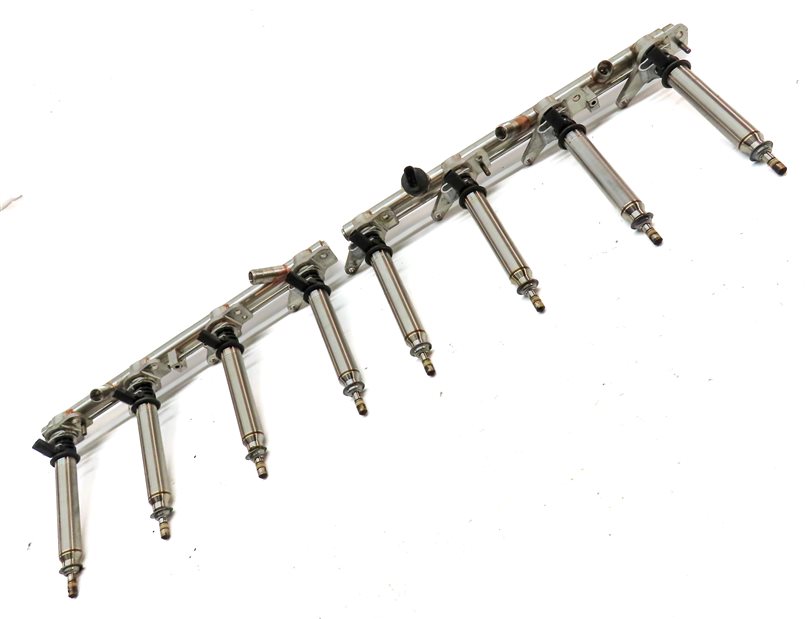 Thumbnail 3: 2014 MERCEDES GL450 (X166) 4.6L ENGINE LEFT & RIGHT FUEL RAIL SET w/ INJECTORS