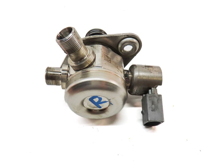 Thumbnail 6: 2011-2020 MERCEDES E500 E550 S600 SL450 SL550 GL550 LEFT MECHANICAL FUEL PUMP
