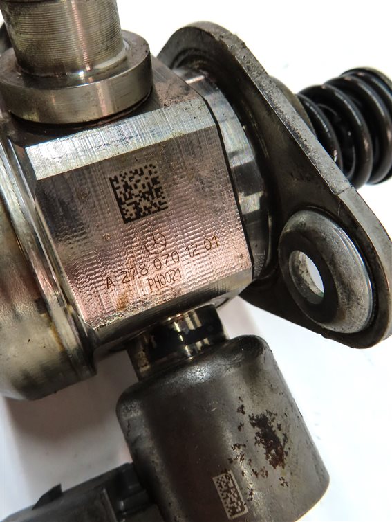 Thumbnail 9: 2011-2020 MERCEDES E500 E550 S600 SL450 SL550 GL550 LEFT MECHANICAL FUEL PUMP