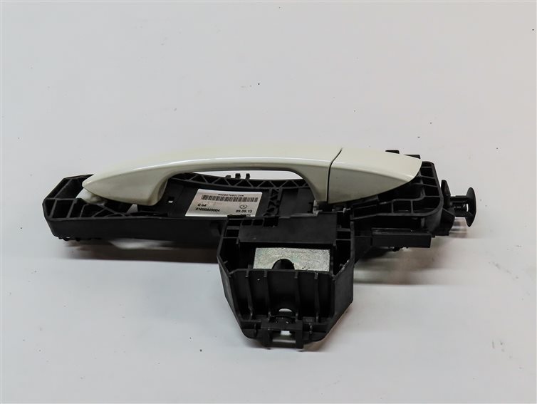 Thumbnail 2: 08-17 MERCEDES C E GL GLK ML (W204 W212 W166 X166) LEFT REAR DOOR HANDLE (White)