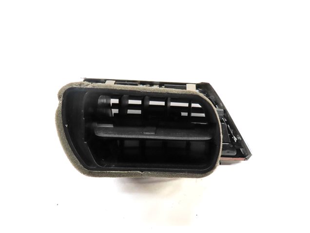 Thumbnail 4: 2014 MERCEDES GL450 (X166) FRONT RIGHT PASSENGER OUTER DASH HEATER A/C AIR VENT
