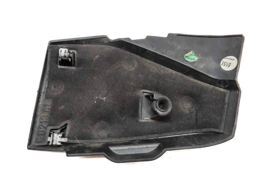 Thumbnail 6: 11-20 MERCEDES CL E GL ML S CLASS (W166 X166 C216) 4.6L ENGINE COVER TRIM SET 3