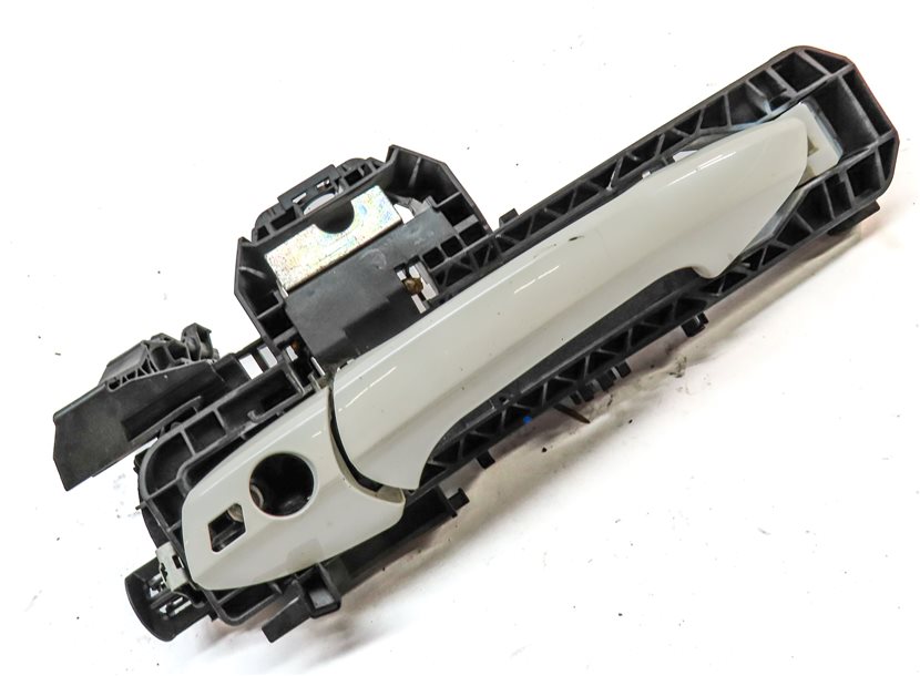 Thumbnail 3: 11-19 MERCEDES E300 E350 E550 GL350 GL450 GL550 DRIVER DOOR HANDLE (White)