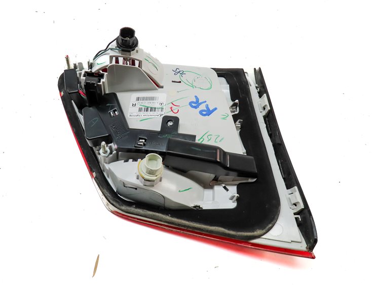 Thumbnail 5: 13-16 MERCEDES GL350 GL450 GL550 (X166) RIGHT REAR INNER TAILLIGHT LIGHT LAMP