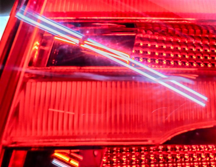 Thumbnail 7: 13-16 MERCEDES GL350 GL450 GL550 (X166) RIGHT REAR INNER TAILLIGHT LIGHT LAMP