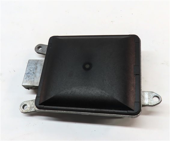 Thumbnail 4: 2012-2015 AUDI A6 S6 (C7) RIGHT PASSENGER REAR BLIND SPOT ALERT MODULE (MASTER)