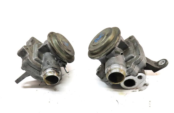 Thumbnail 2: 2007 MERCEDES CLS63 AMG (W219) 6.2L (M156) ENGINE EXHAUST VALVE EGR SET/2
