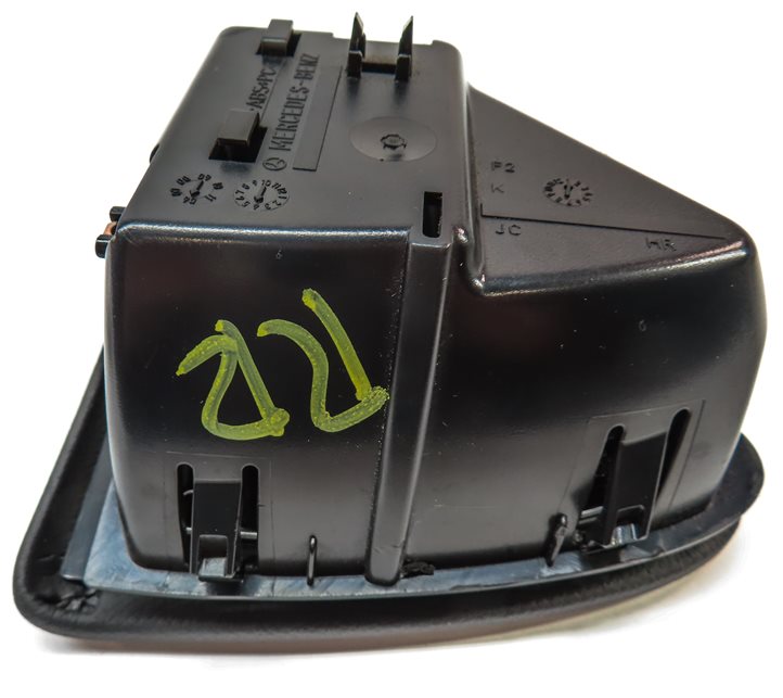 Thumbnail 6: 2007 MERCEDES CLS63 AMG (W219) REAR RIGHT DOOR ASHTRAY COMPARTMENT