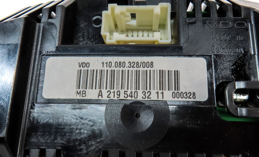Thumbnail 6: 2007 MERCEDES CLS63 AMG (W219) DASH SPEEDOMETER INSTRUMENT GAUGE CLUSTER (161k)