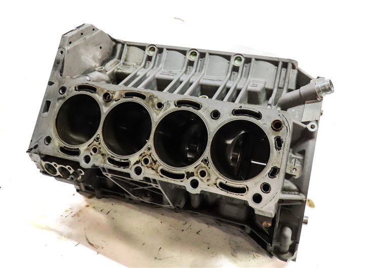 07-11 MERCEDES BENZ C63 E63 CLK63 CLS63 AMG 6.3L M156 V8 ENGINE CYLINDER BLOCK