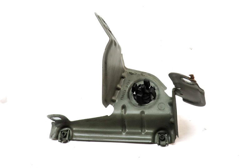 Thumbnail 12: 2012 BMW X3 (F25) FRONT RIGHT PASSENGER FENDER SUPPORT MOUNT BRACKET SET/3