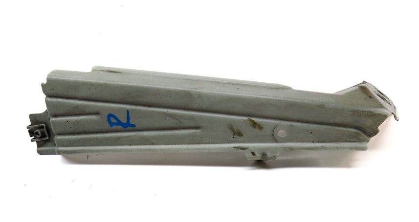 Thumbnail 7: 2012 BMW X3 (F25) FRONT RIGHT PASSENGER FENDER SUPPORT MOUNT BRACKET SET/3