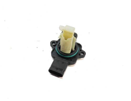 Thumbnail 1: 10-18 BMW 335i 535i X5 X6 (E83 E87 E90 F10 F15) 3.0L ENGINE MASS AIR FLOW SENSOR
