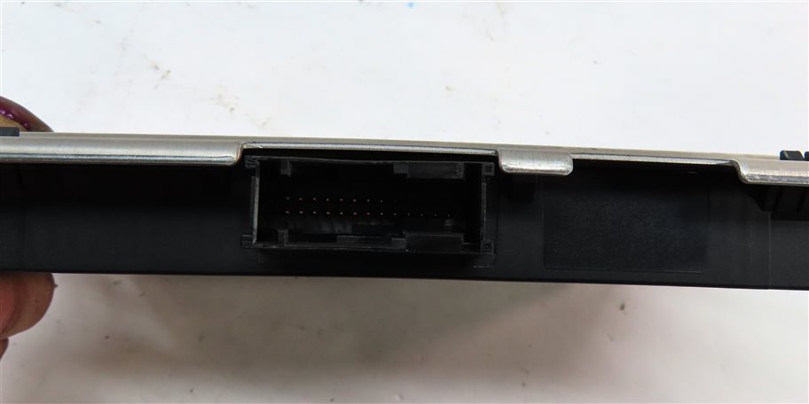 Thumbnail 6: 10-17 BMW 5 6 7 M5 X3 X4 (F06 F10 F12 F25 F26) FRM III BODY LIGHT CONTROL MODULE
