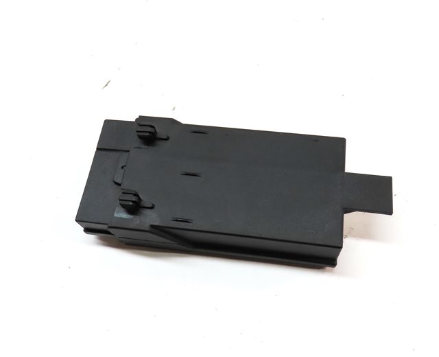 Thumbnail 4: 10-19 328i 330i 335i 530i 535i 550i 740i 750i 760i REAR HEATED SEAT MODULE