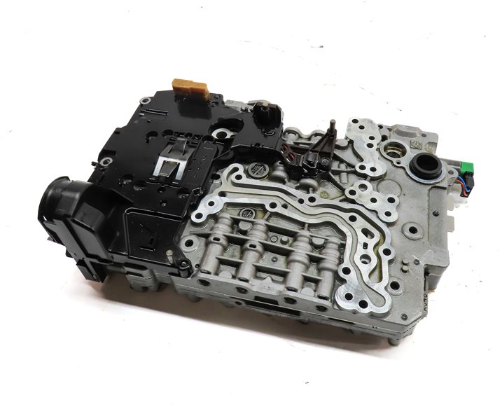 Thumbnail 1: 2011-2014 BMW X3 (F25) A/T 35iX 8HP-45 8 SPEED AUTOMATIC TRANSMISSION VALVE BODY
