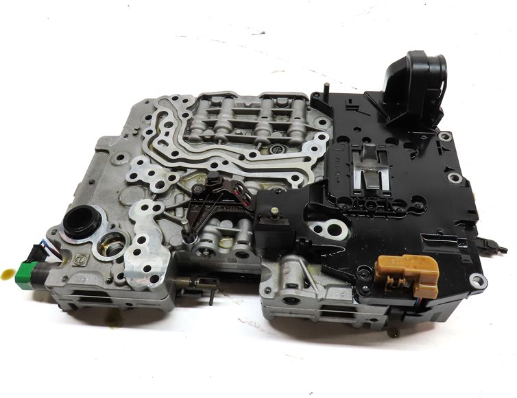 Thumbnail 4: 2011-2014 BMW X3 (F25) A/T 35iX 8HP-45 8 SPEED AUTOMATIC TRANSMISSION VALVE BODY