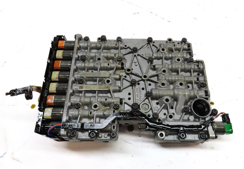Thumbnail 6: 2011-2014 BMW X3 (F25) A/T 35iX 8HP-45 8 SPEED AUTOMATIC TRANSMISSION VALVE BODY