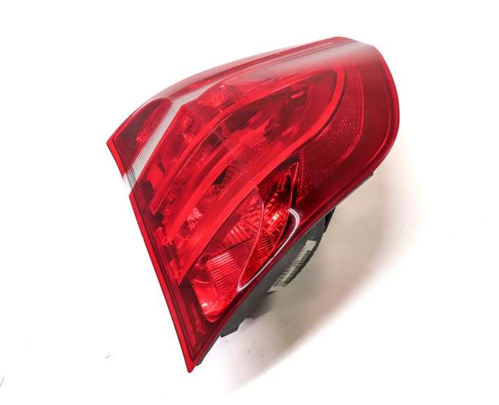 Thumbnail 4: 11-17 BMW X3 (F25) RIGHT PASSENGER OUTER INCANDESCENT TAILLIGHT LAMP (OPT 522)