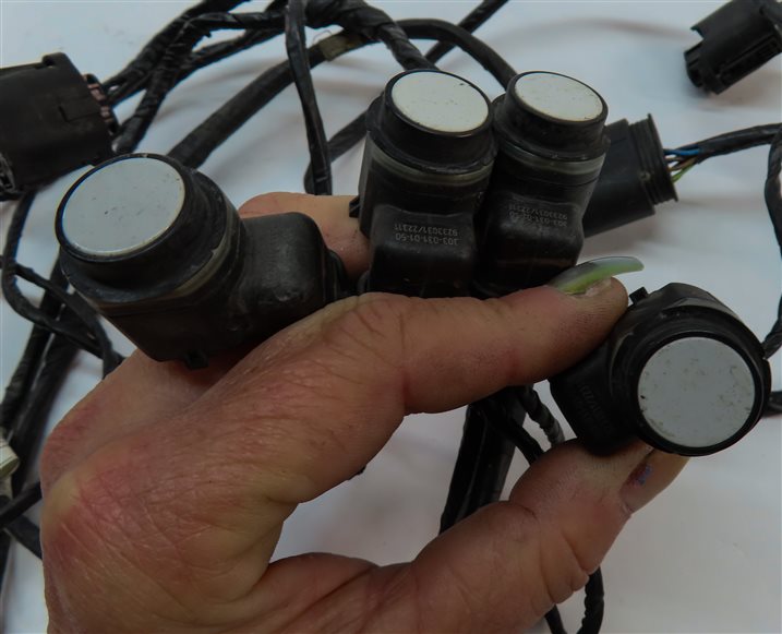 Thumbnail 4: 2012 BMW X3 (F25) FRONT PARK ASSIST PDC DISTANCE CONTROL SENSOR SET/4 (White)