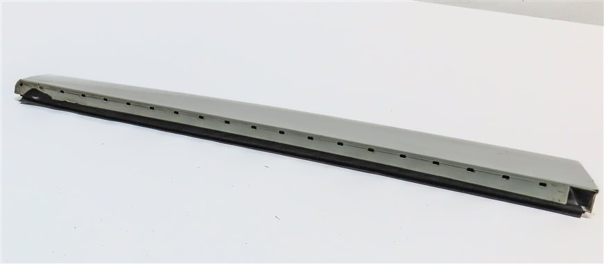 Thumbnail 2: 11-18 BMW X3 X4 F25 F26 FRONT LEFT LOWER DOOR MOULDING TRIM (w/ M PKG) (White)