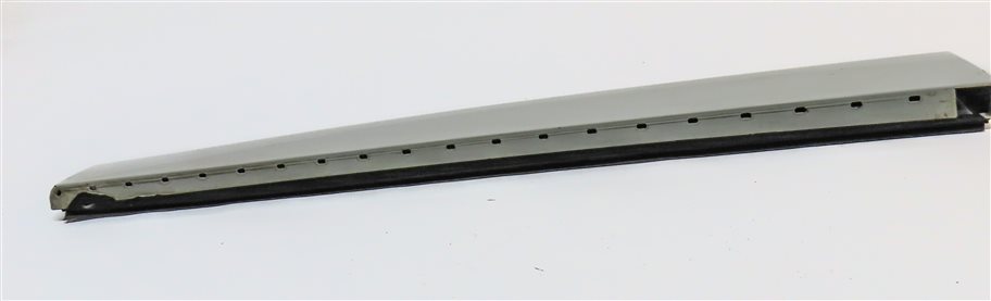 Thumbnail 3: 11-18 BMW X3 X4 F25 F26 FRONT LEFT LOWER DOOR MOULDING TRIM (w/ M PKG) (White)