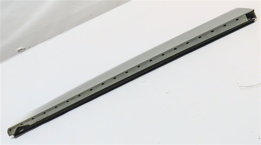 Thumbnail 4: 11-18 BMW X3 X4 F25 F26 FRONT LEFT LOWER DOOR MOULDING TRIM (w/ M PKG) (White)