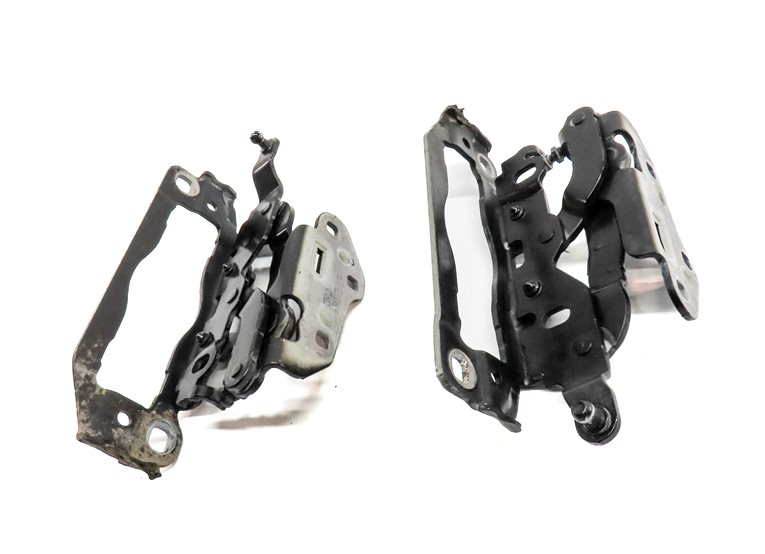 Thumbnail 2: 2008-2017 MERCEDES C250 C300 C350 CLS (C218 W204) FRONT HOOD HINGE SET (Black)