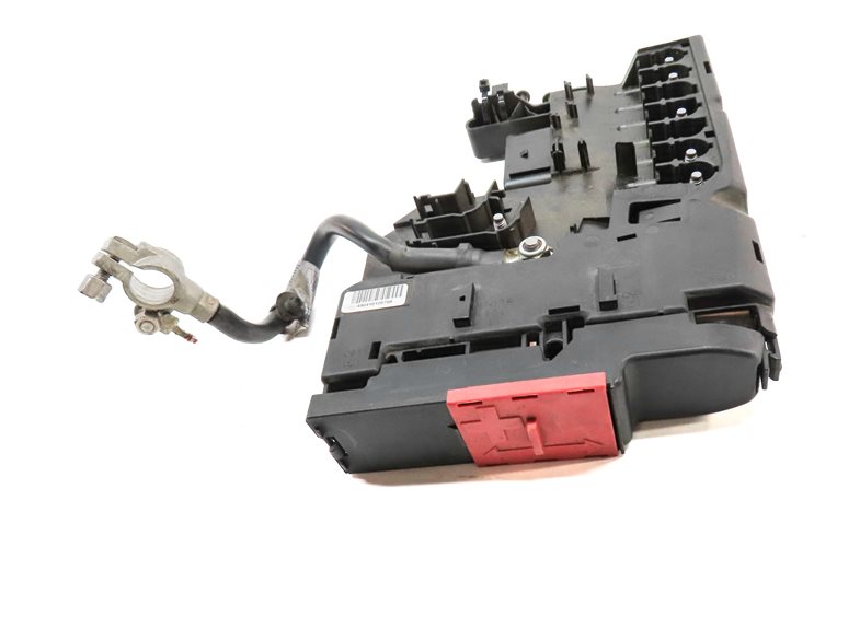 Thumbnail 2: 2013 MERCEDES C250 (W204) 1.8L (271.80) ENGINE POSITIVE POWER DISTRIBUTION BOX