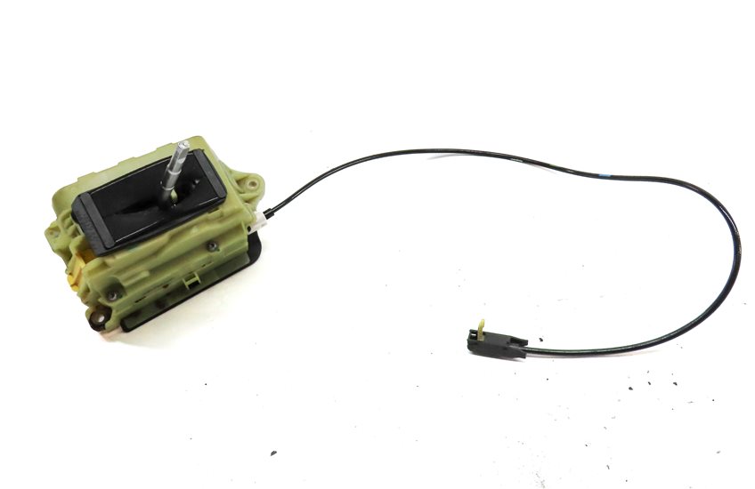 Thumbnail 4: 2013 MERCEDES C250 (W204) 1.8L (271.80) AUTOMATIC TRANSMISSION GEAR SHIFTER BOX