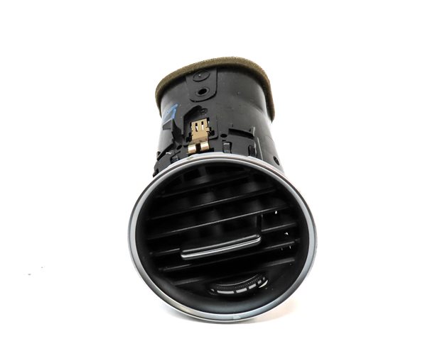 Thumbnail 2: 2013 MERCEDES C250 (W204) FRONT LEFT DRIVER DASH HEAT AIR AC HVAC VENT (Black)