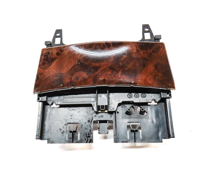 Thumbnail 4: 13 MERCEDES C250 W204 FRONT CENTER CONSOLE ASHTRAY 12V SOCKET ASSEMBLY (Walnut)