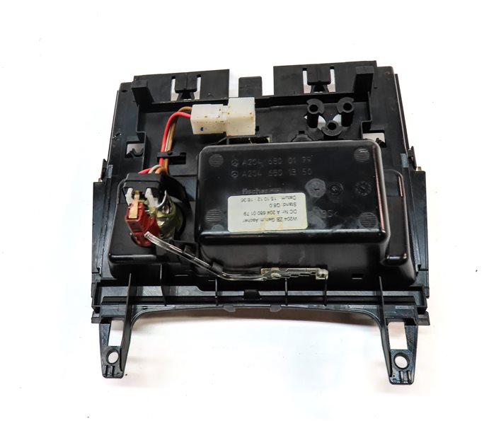 Thumbnail 5: 13 MERCEDES C250 W204 FRONT CENTER CONSOLE ASHTRAY 12V SOCKET ASSEMBLY (Walnut)