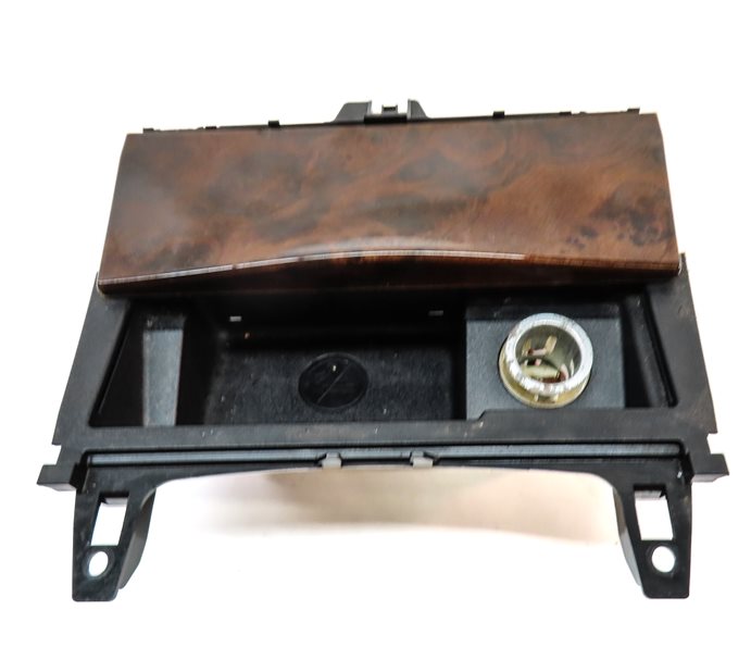 Thumbnail 6: 13 MERCEDES C250 W204 FRONT CENTER CONSOLE ASHTRAY 12V SOCKET ASSEMBLY (Walnut)