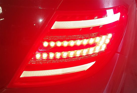 Thumbnail 2: 12-15 MERCEDES BENZ C250 C300 C350 (W204) RIGHT PASSENGER TAILLIGHT BRAKE LIGHT