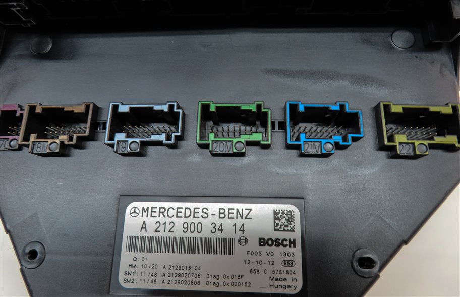 Thumbnail 5: 12-13 MERCEDES C300 C350 E350 GLK CLS (W204 X204 W218) SIGNAL ACQUISITION MODULE
