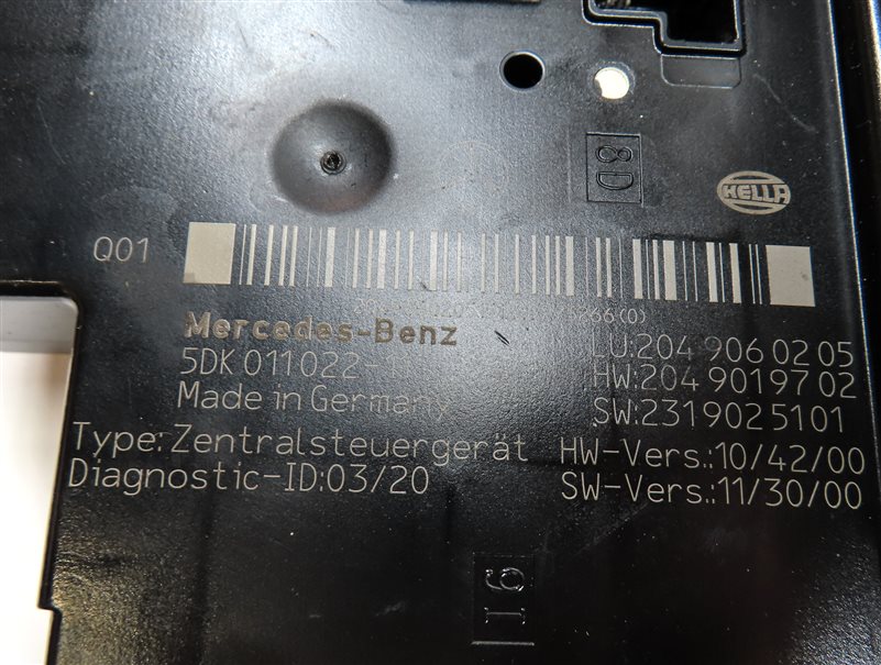Thumbnail 6: 11-15 MERCEDES C250 C300 C350 (W204) REAR SIGNAL ACQUISITION CONTROL MODULE SAM