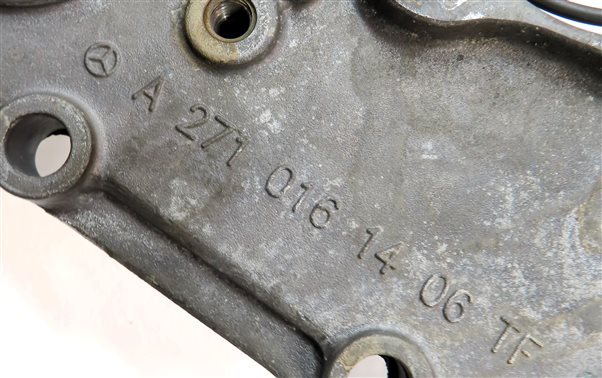 Thumbnail 6: 12-15 MERCEDES C250 SLK250 R172 W204 1.8L M172 CYLINDER HEAD TIMING COVER PLATE