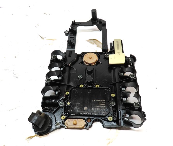Thumbnail 4: 12-19 MERCEDES C E GLS SL CLS SLK (R172 W204 W212) TRANSMISSION CONDUCTOR PLATE