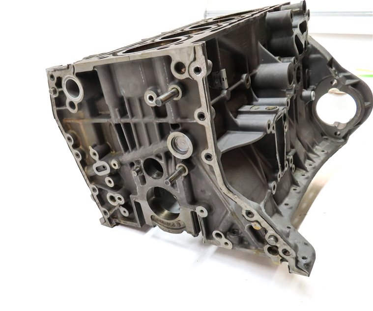Thumbnail 5: 13-15 MERCEDES C250 W204 1.8L M271 TURBO ENGINE BARE CYLINDER BLOCK (142k)